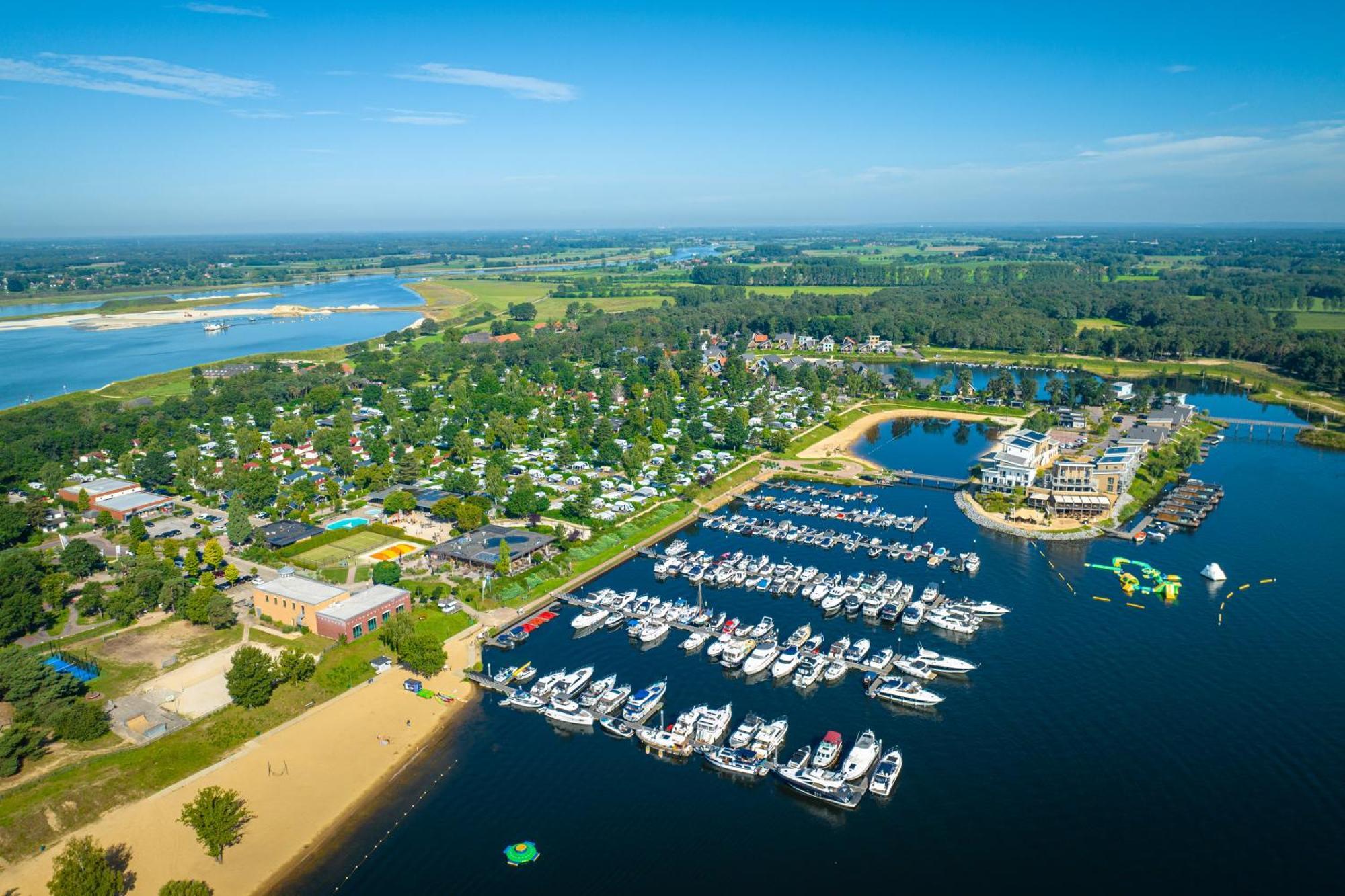 Vakantie & Resort Leukermeer เวลล์ ภายนอก รูปภาพ