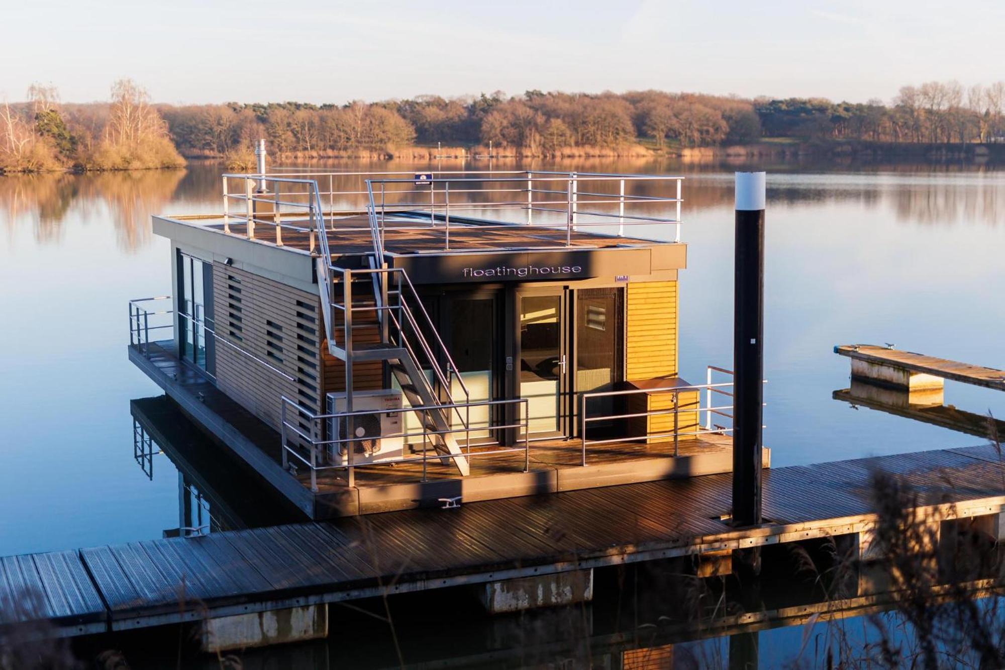 Vakantie & Resort Leukermeer เวลล์ ภายนอก รูปภาพ